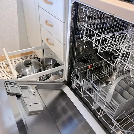 Nextdoor Host Penthouse For Long With Fast Wifi * ヘルシンキ