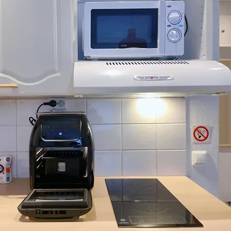 Top-Floor Studio - City Center - Fast Wifi هلسنكي