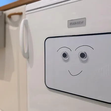 Nextdoor Host Penthouse For Long With Fast Wifi