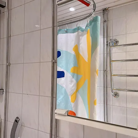 Top-Floor Studio - City Center - Fast Wifi *