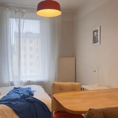 شقة Top-Floor Studio - City Center - Fast Wifi