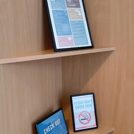 Nextdoor Host Penthouse For Long With Fast Wifi Helsinki